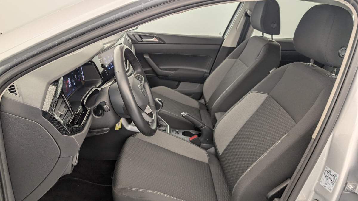 Volkswagen POLO - Image 16