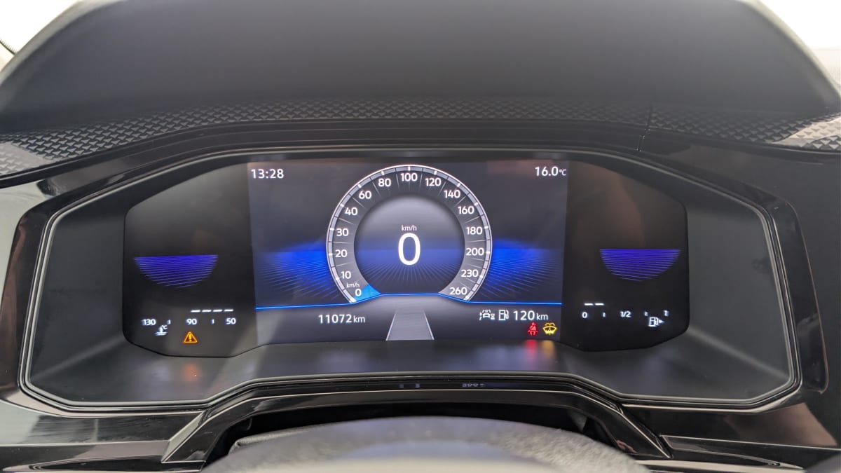 Volkswagen POLO - Image 22