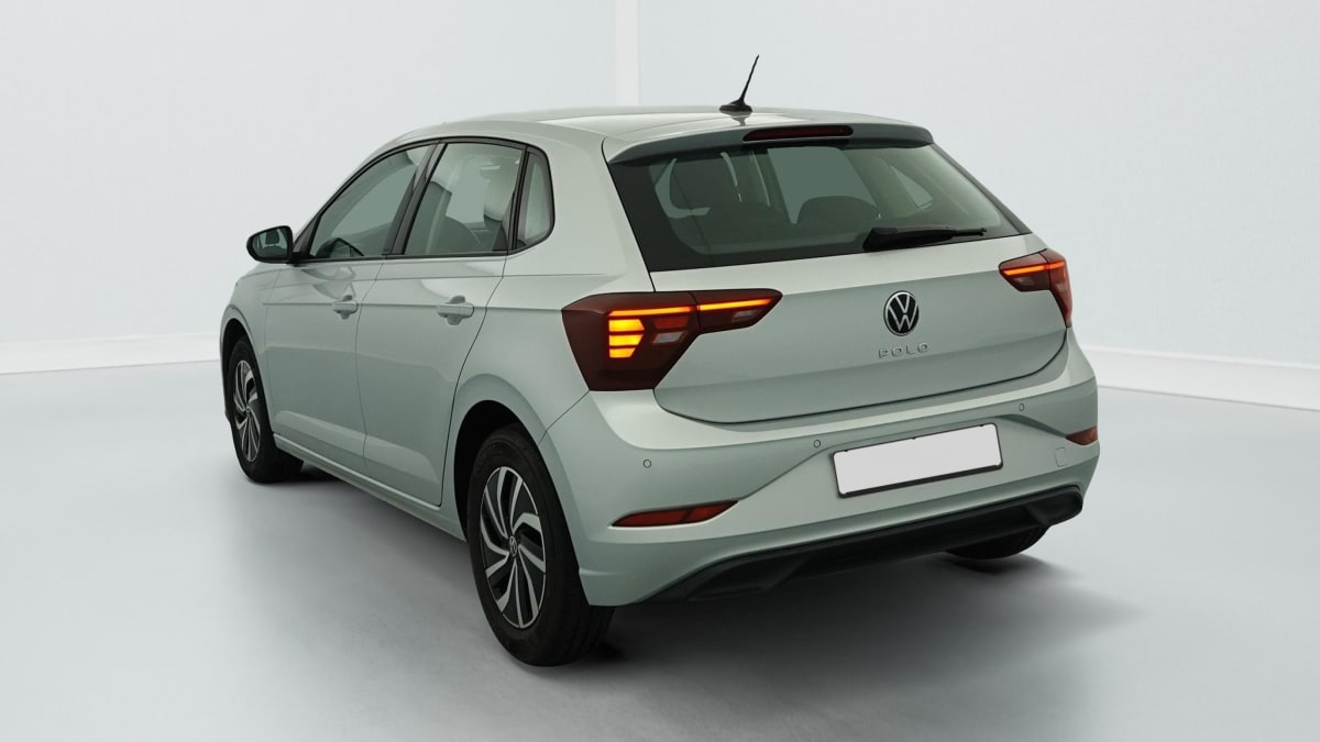 Volkswagen POLO - Image 5