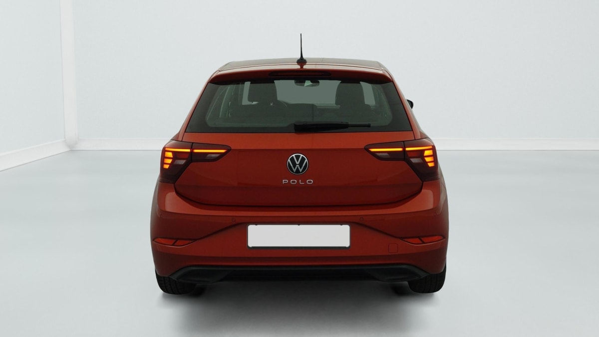Volkswagen POLO - Image 6