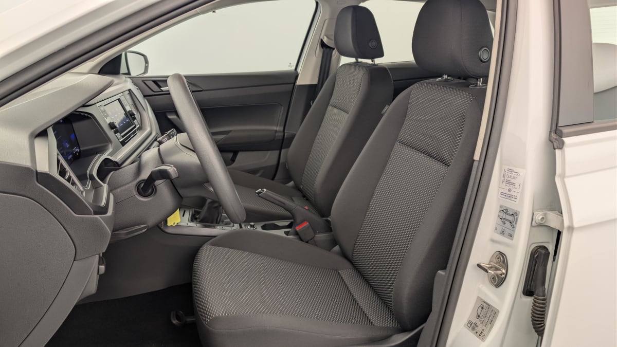 Volkswagen POLO - Image 16