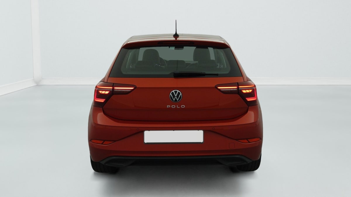 Volkswagen POLO - Image 6