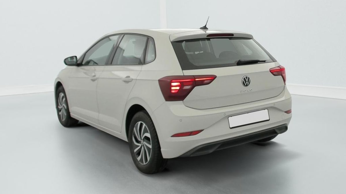 Volkswagen POLO - Image 5