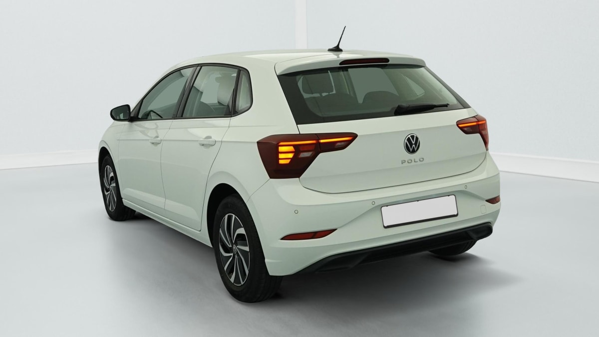 Volkswagen POLO - Image 5