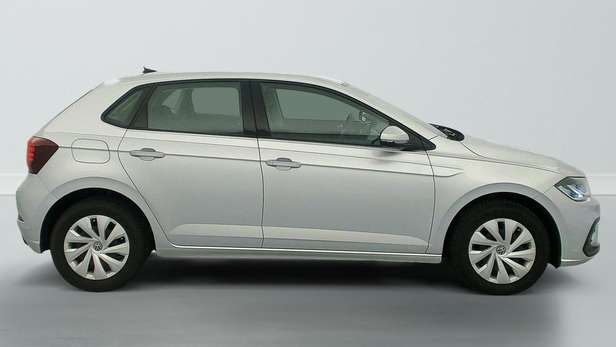 Volkswagen POLO - Image 8