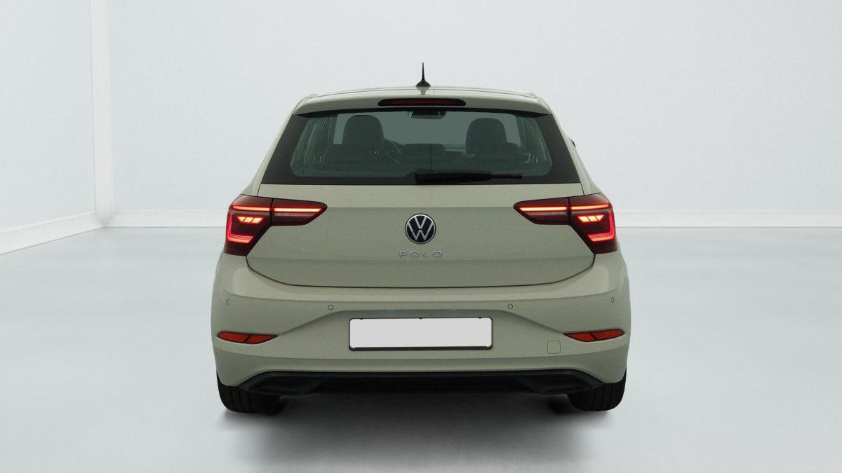 Volkswagen POLO - Image 6