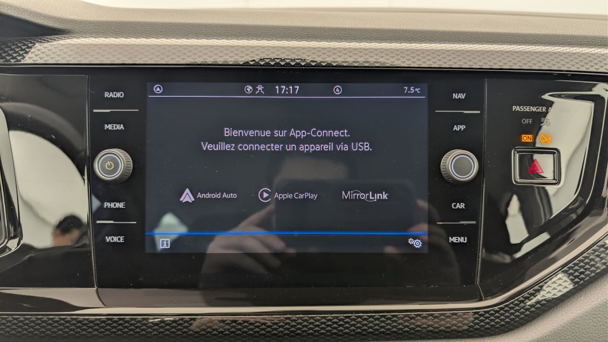 Volkswagen POLO - Image 19