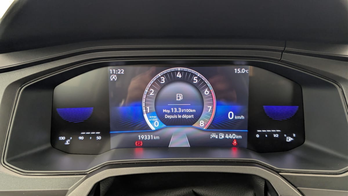 Volkswagen POLO - Image 21