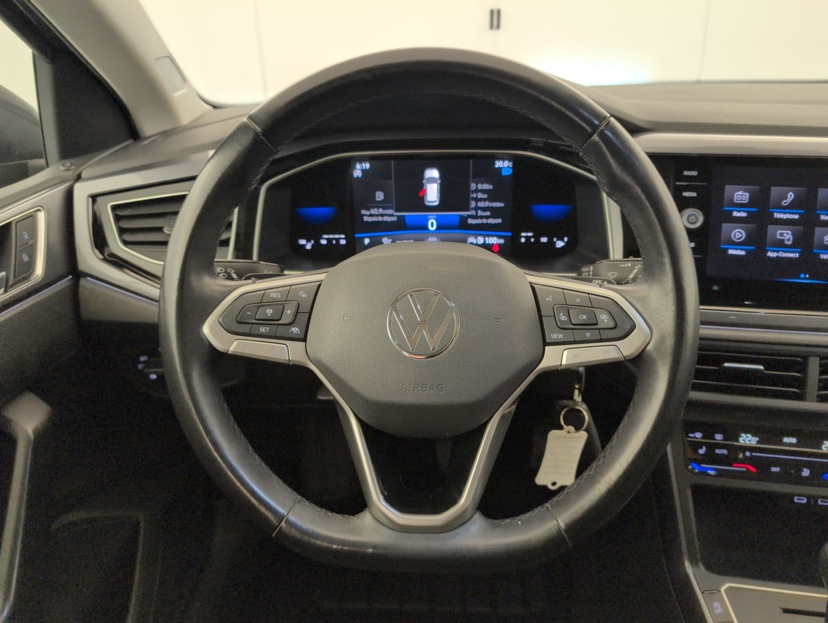 Volkswagen POLO - Image 14