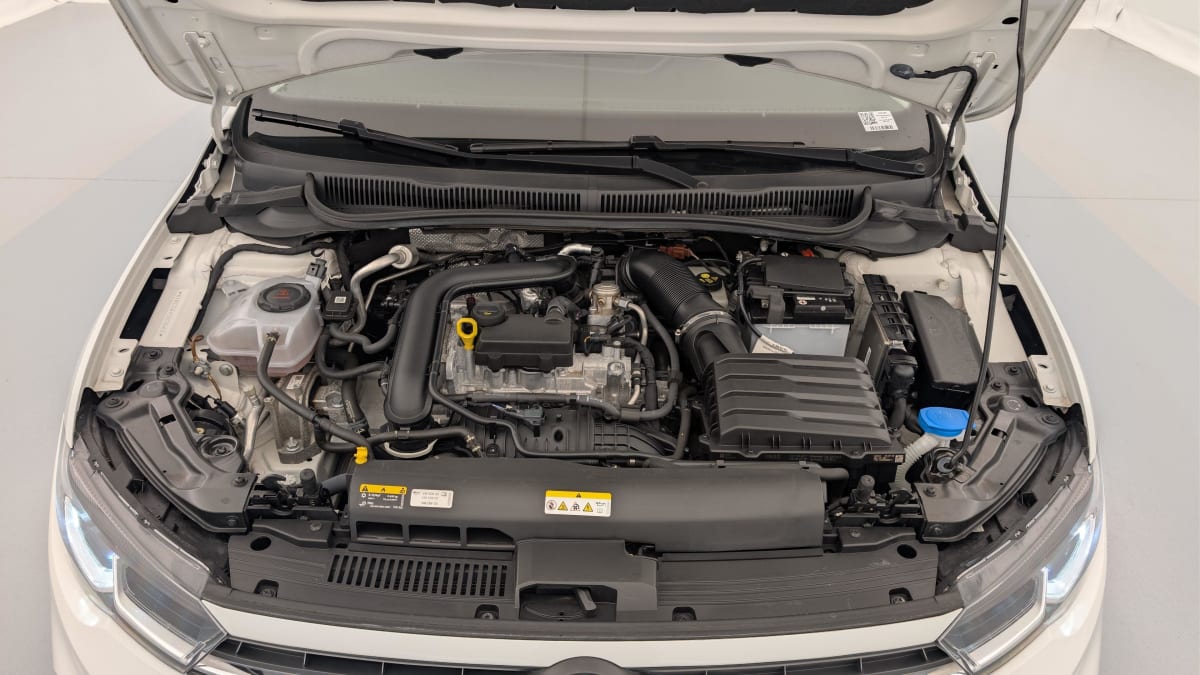 Volkswagen POLO - Image 19