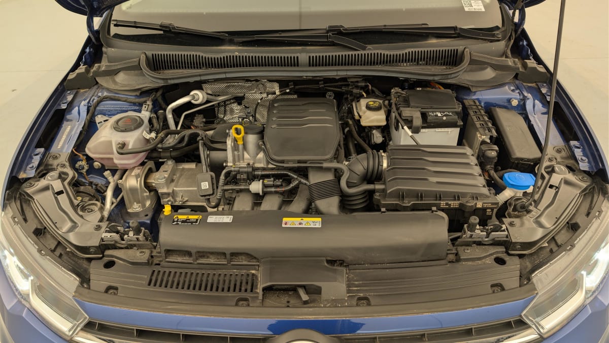 Volkswagen POLO - Image 19