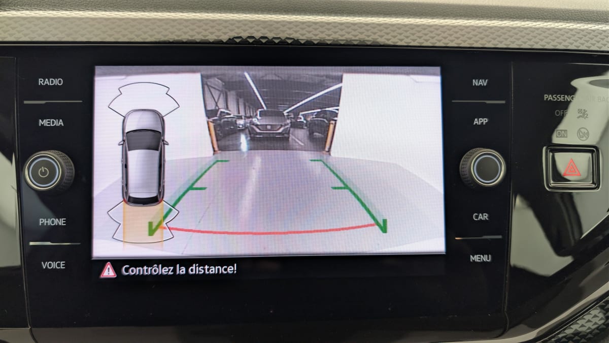 Volkswagen POLO - Image 17