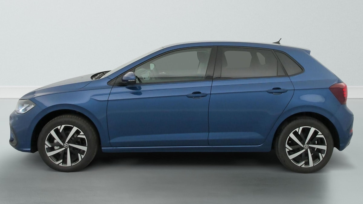 Volkswagen POLO - Image 4