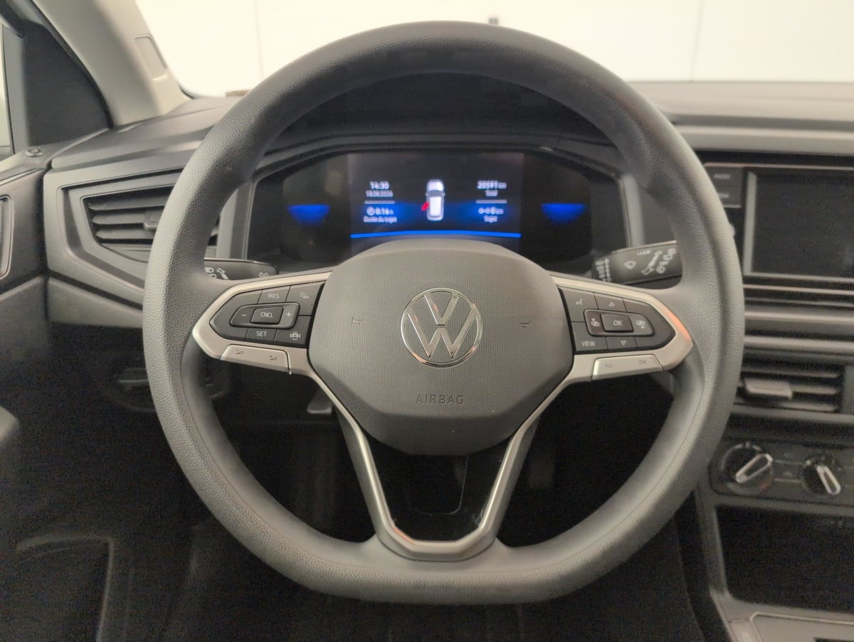 Volkswagen POLO - Image 14