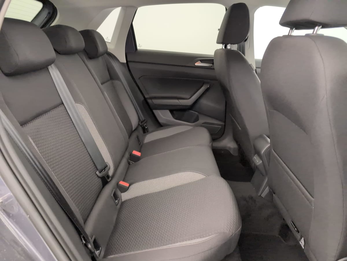 Volkswagen POLO - Image 33