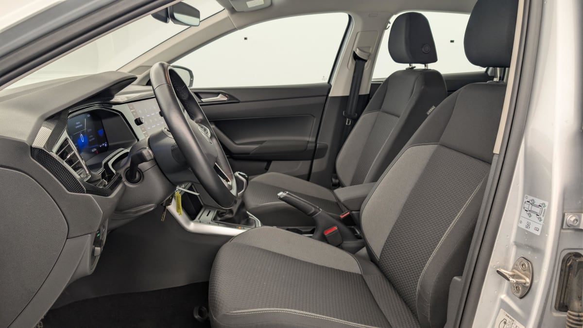 Volkswagen POLO - Image 16