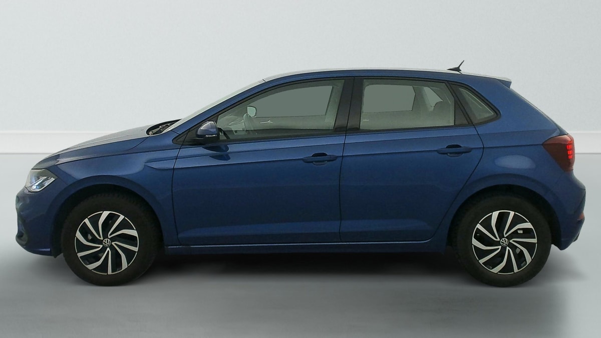 Volkswagen POLO - Image 4