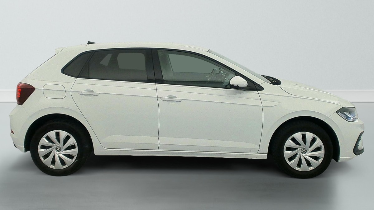 Volkswagen POLO - Image 8