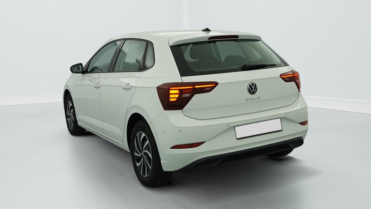 Volkswagen POLO - Image 5
