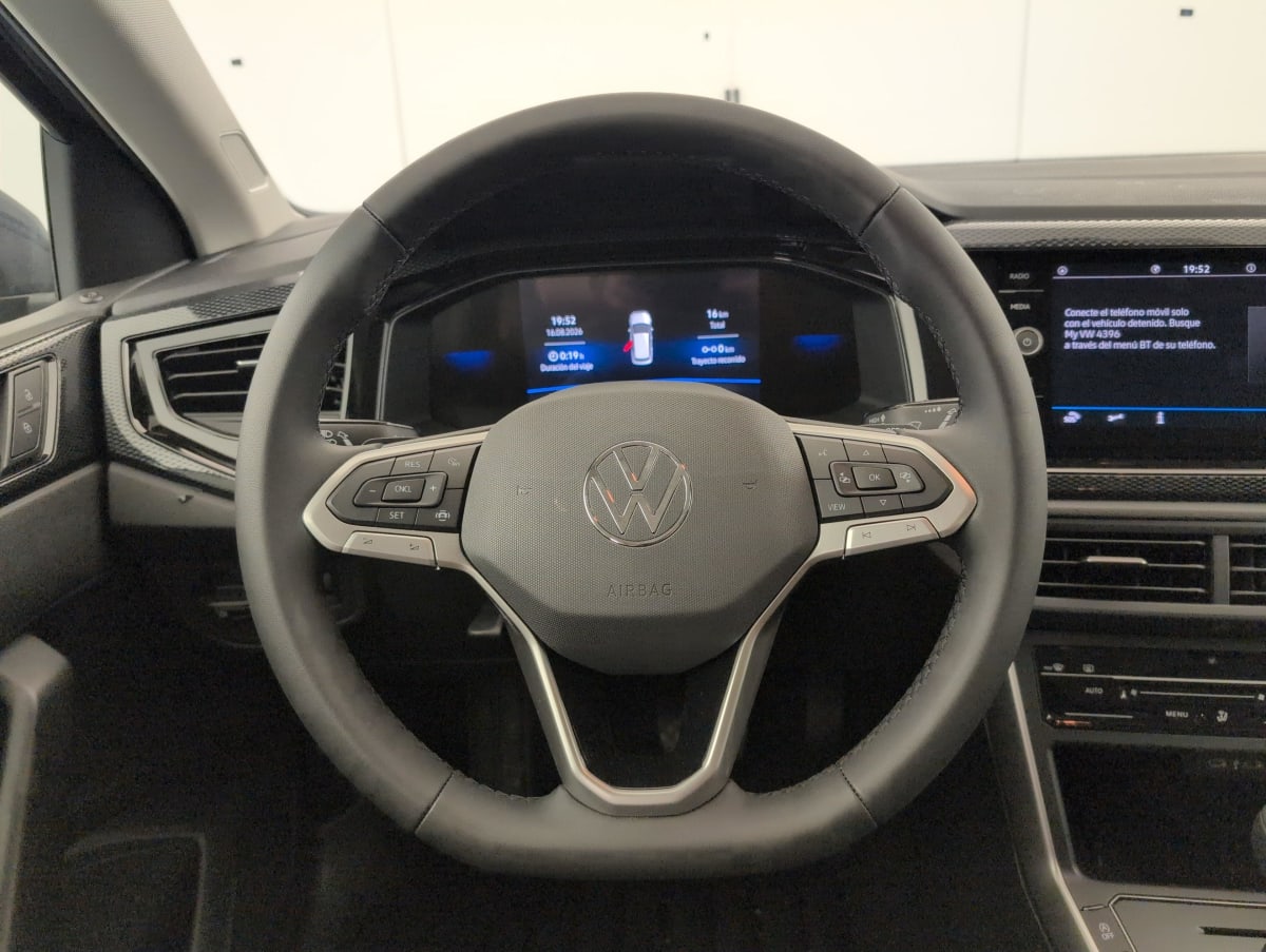 Volkswagen POLO - Image 37
