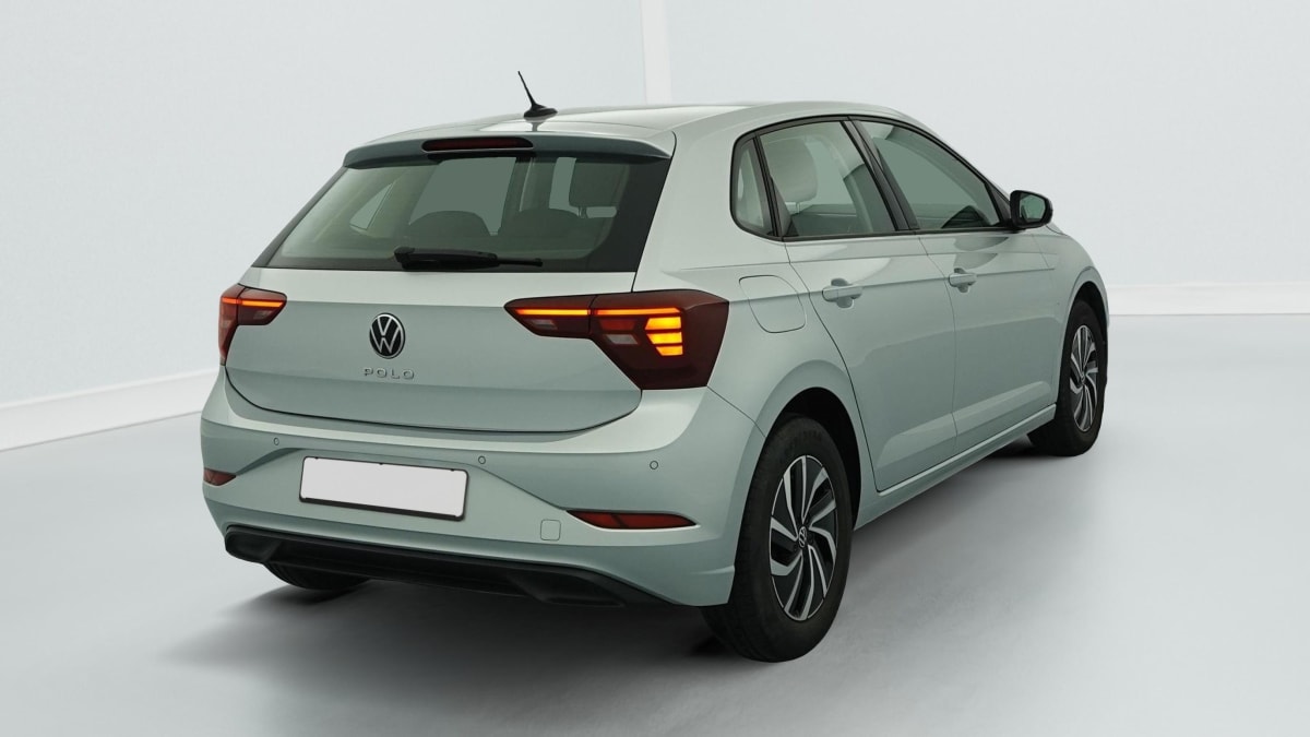 Volkswagen POLO - Image 7