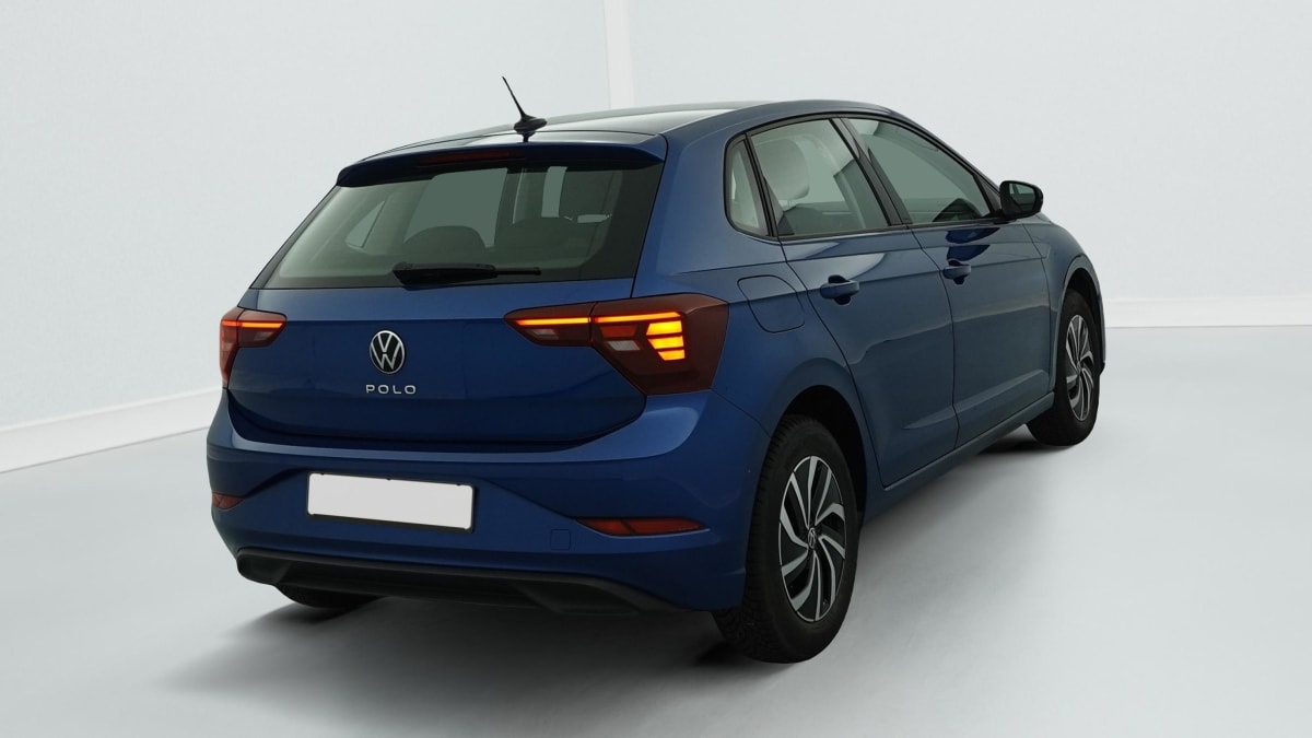 Volkswagen POLO - Image 7
