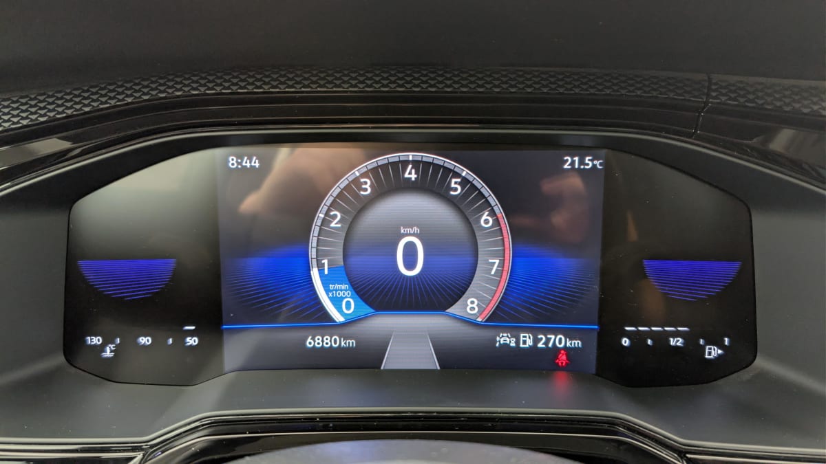Volkswagen POLO - Image 21