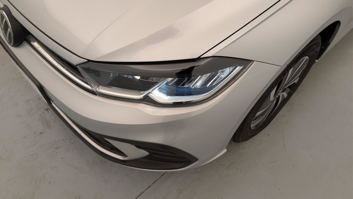Volkswagen POLO - Image 22