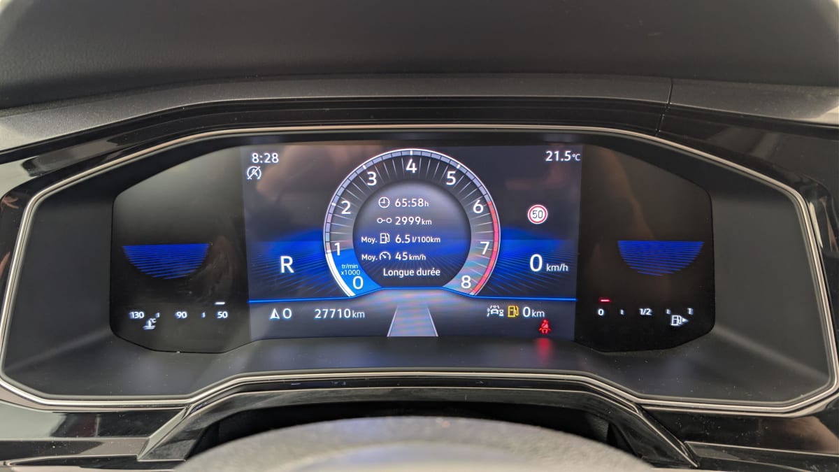 Volkswagen POLO - Image 21