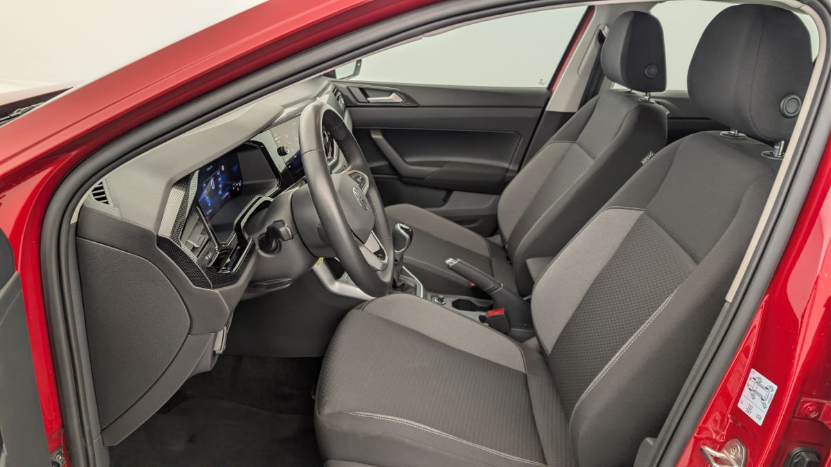 Volkswagen POLO - Image 16