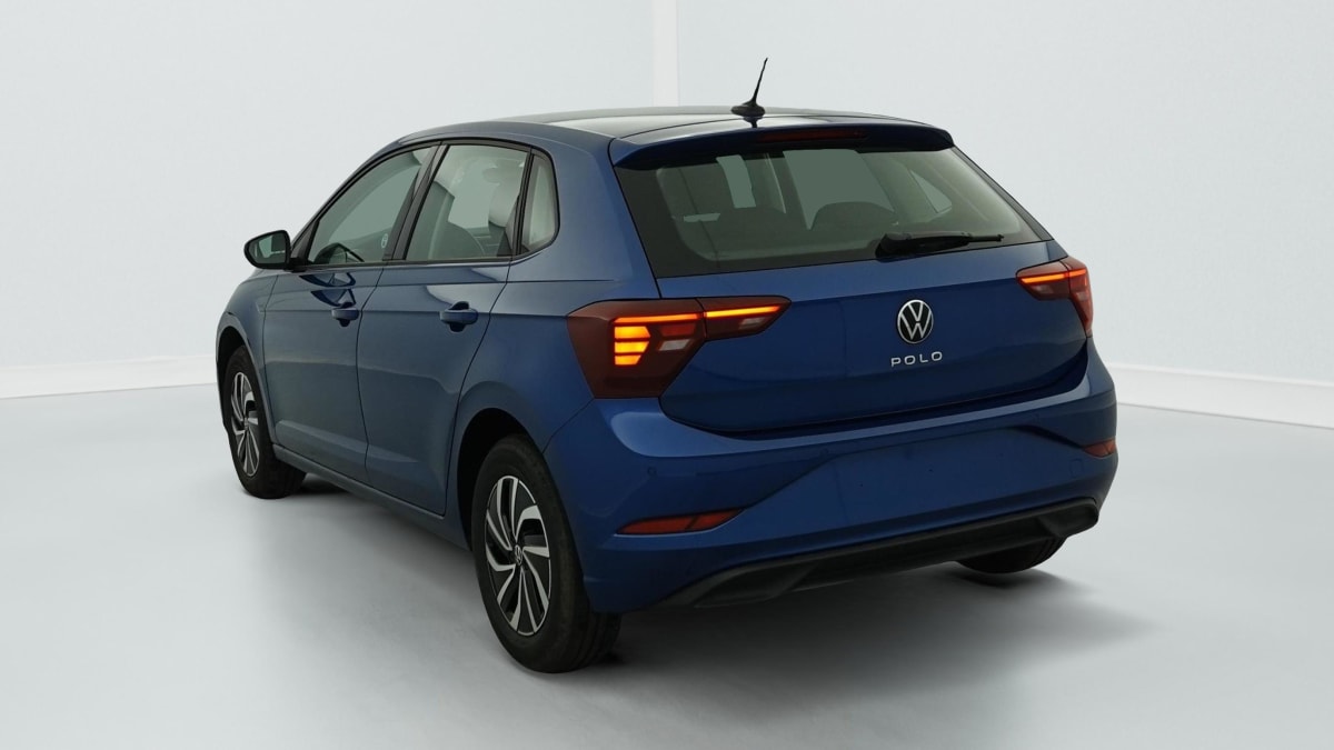 Volkswagen POLO - Image 5