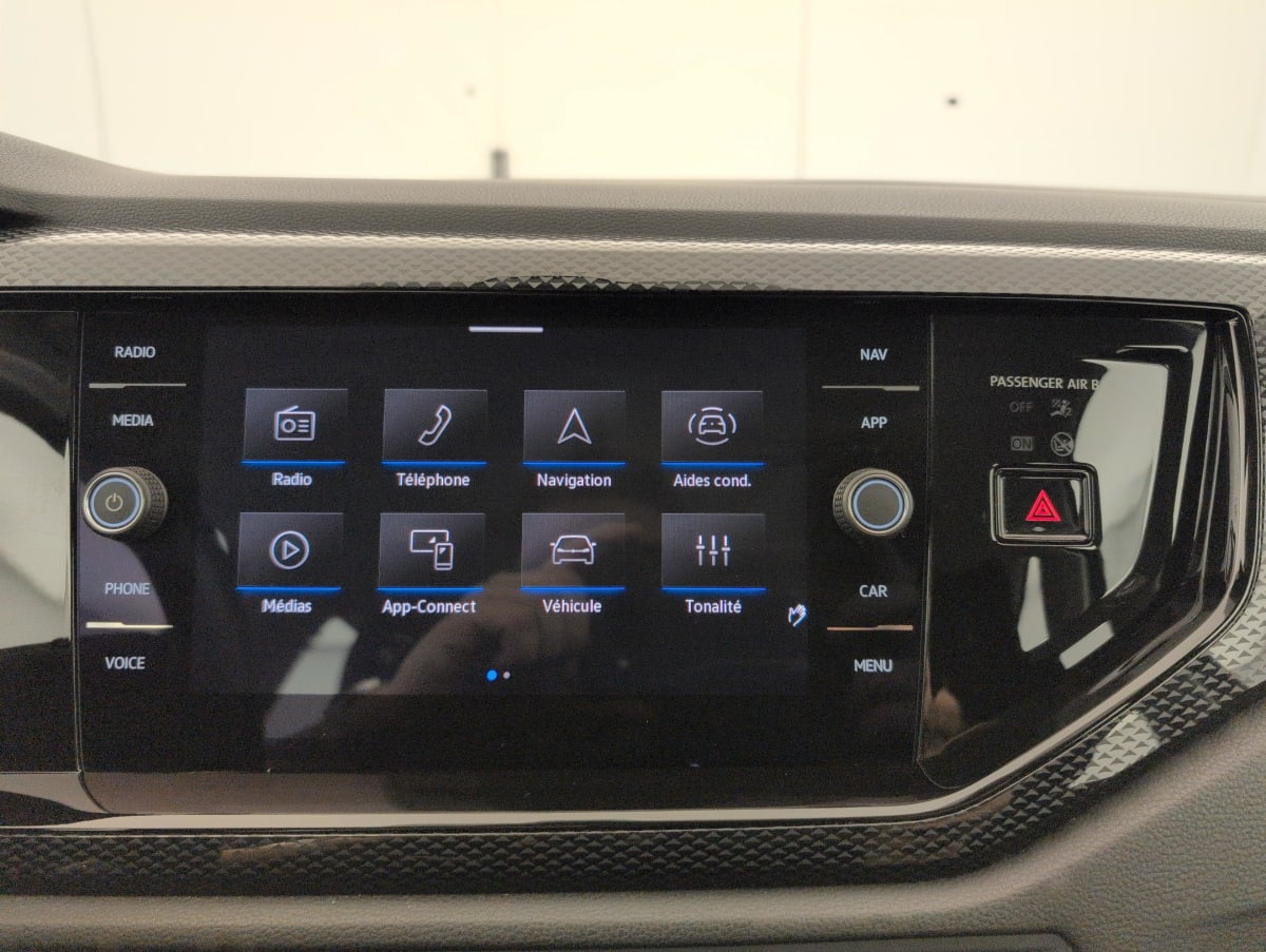 Volkswagen POLO - Image 19