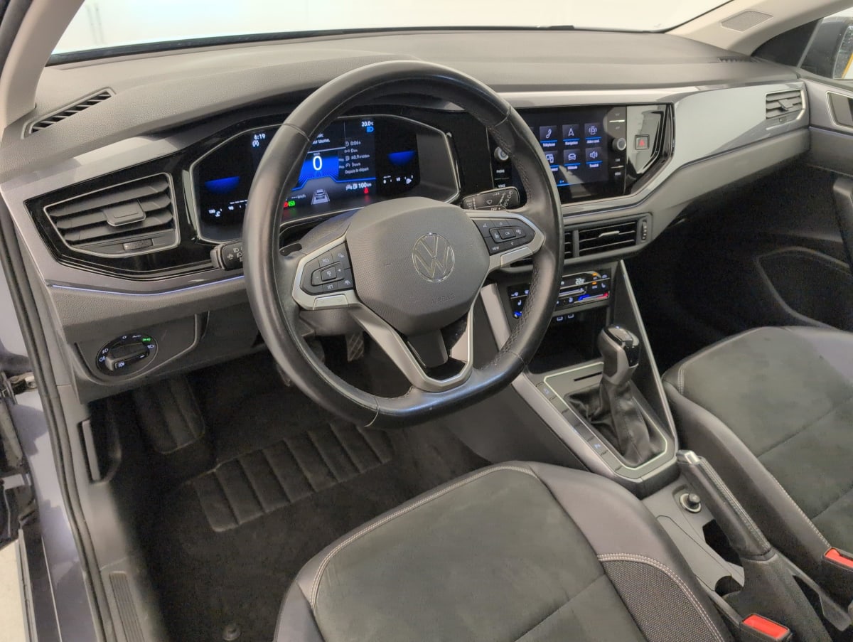 Volkswagen POLO - Image 15