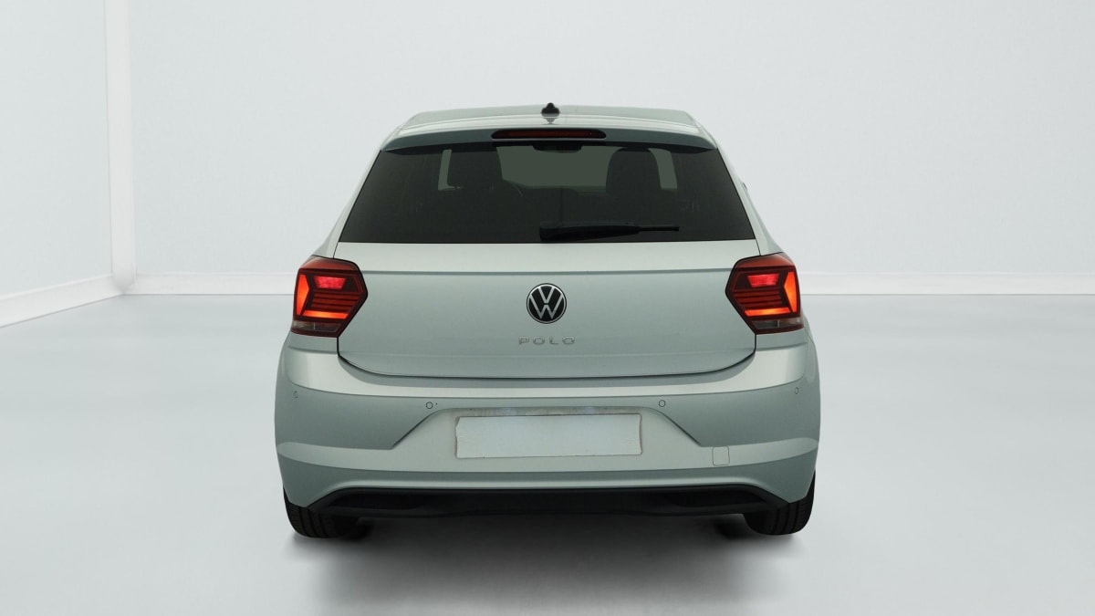 Volkswagen POLO - Image 6