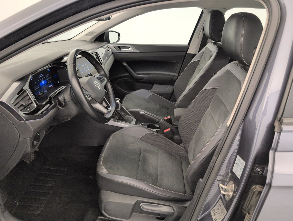 Volkswagen POLO - Image 16