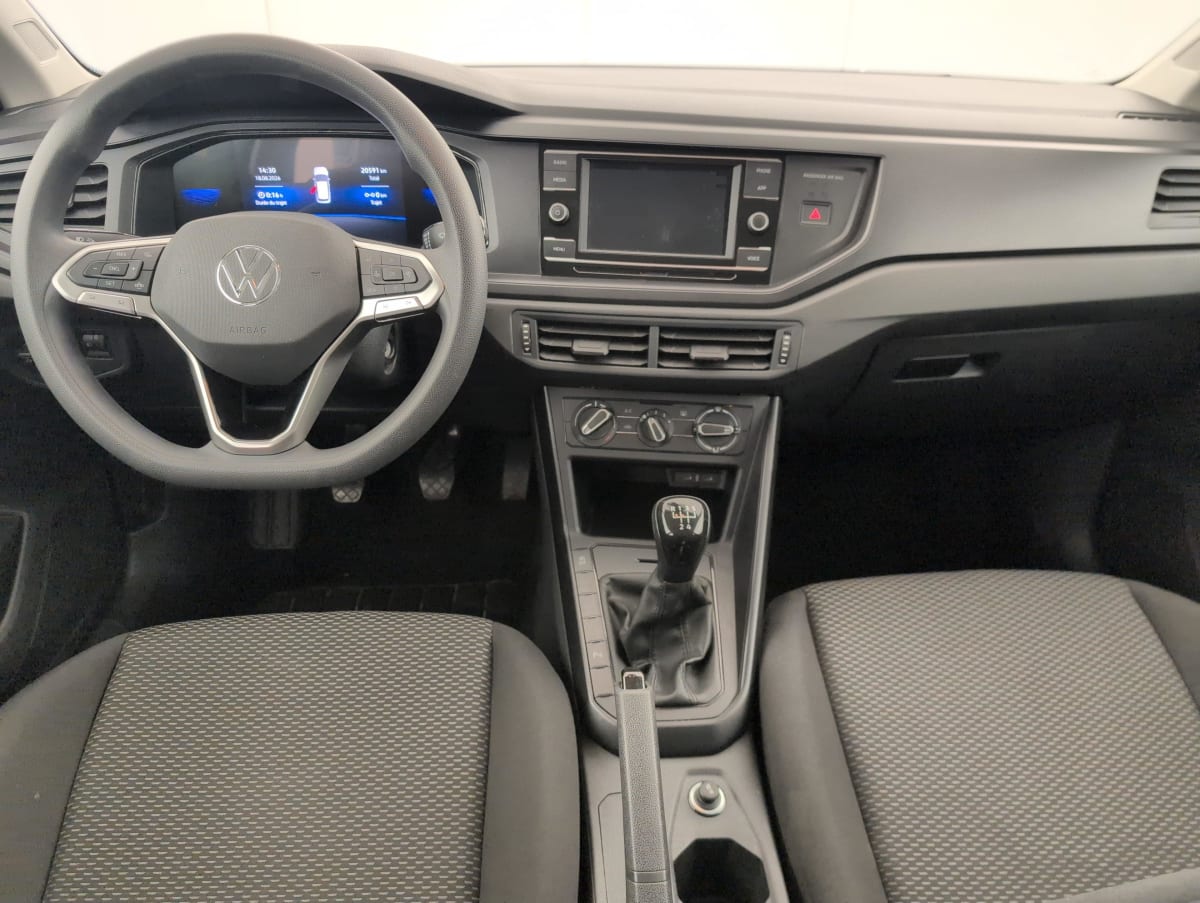 Volkswagen POLO - Image 13