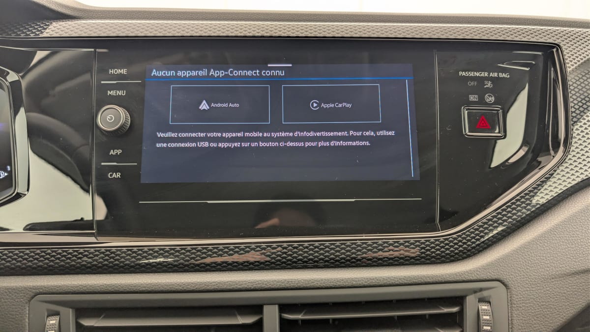 Volkswagen POLO - Image 18