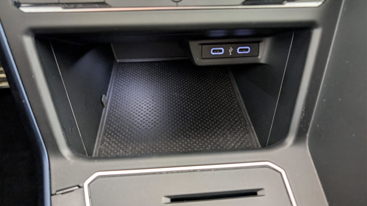 Volkswagen POLO - Image 19
