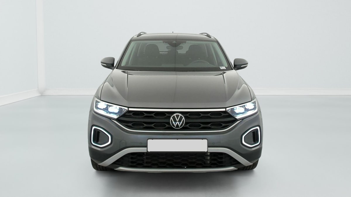 Volkswagen T-Roc - Image 2