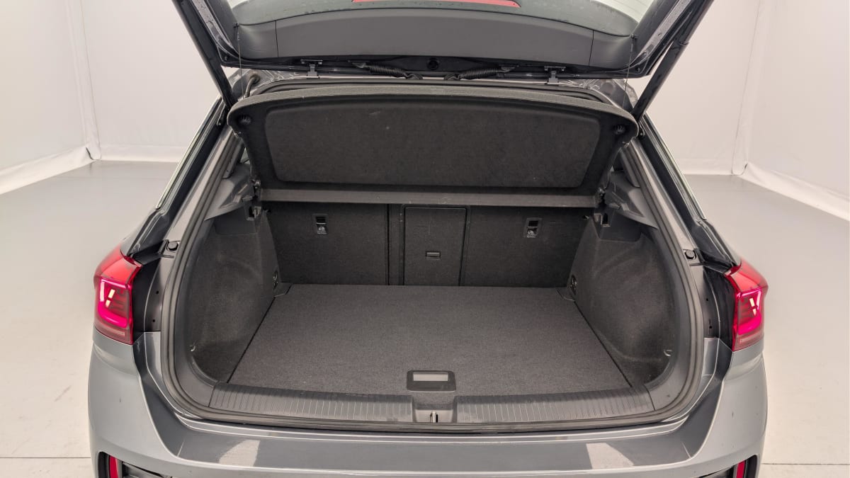 Volkswagen T-Roc - Image 11