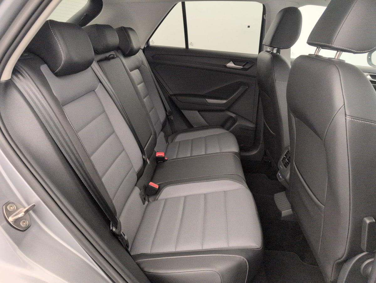 Volkswagen T-Roc - Image 9