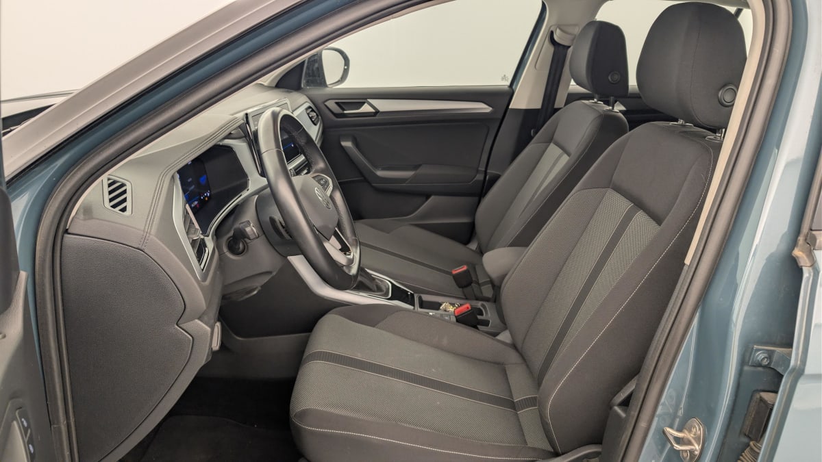 Volkswagen T-Roc - Image 16
