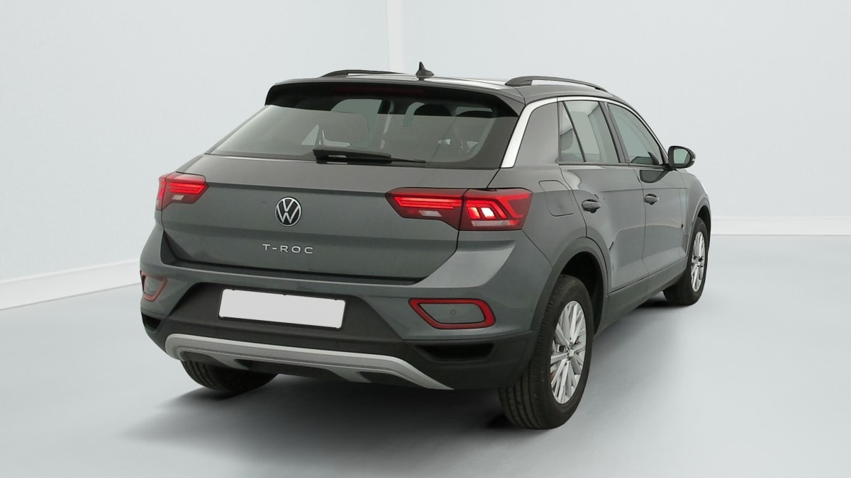 Volkswagen T-Roc - Image 7