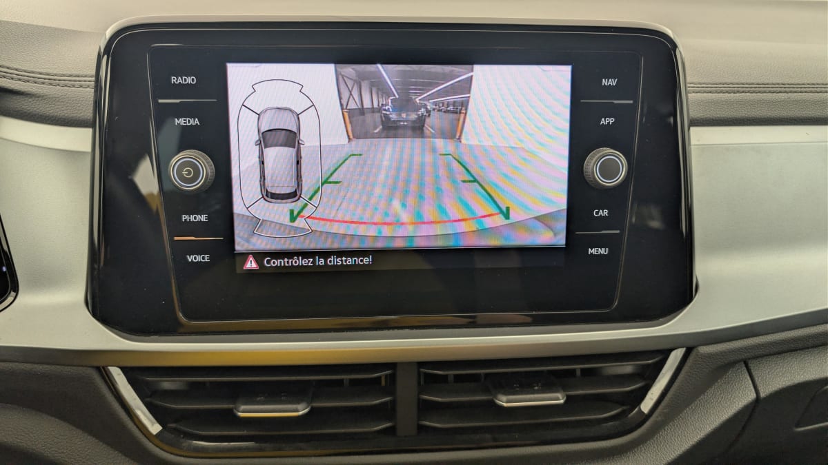 Volkswagen T-Roc - Image 18
