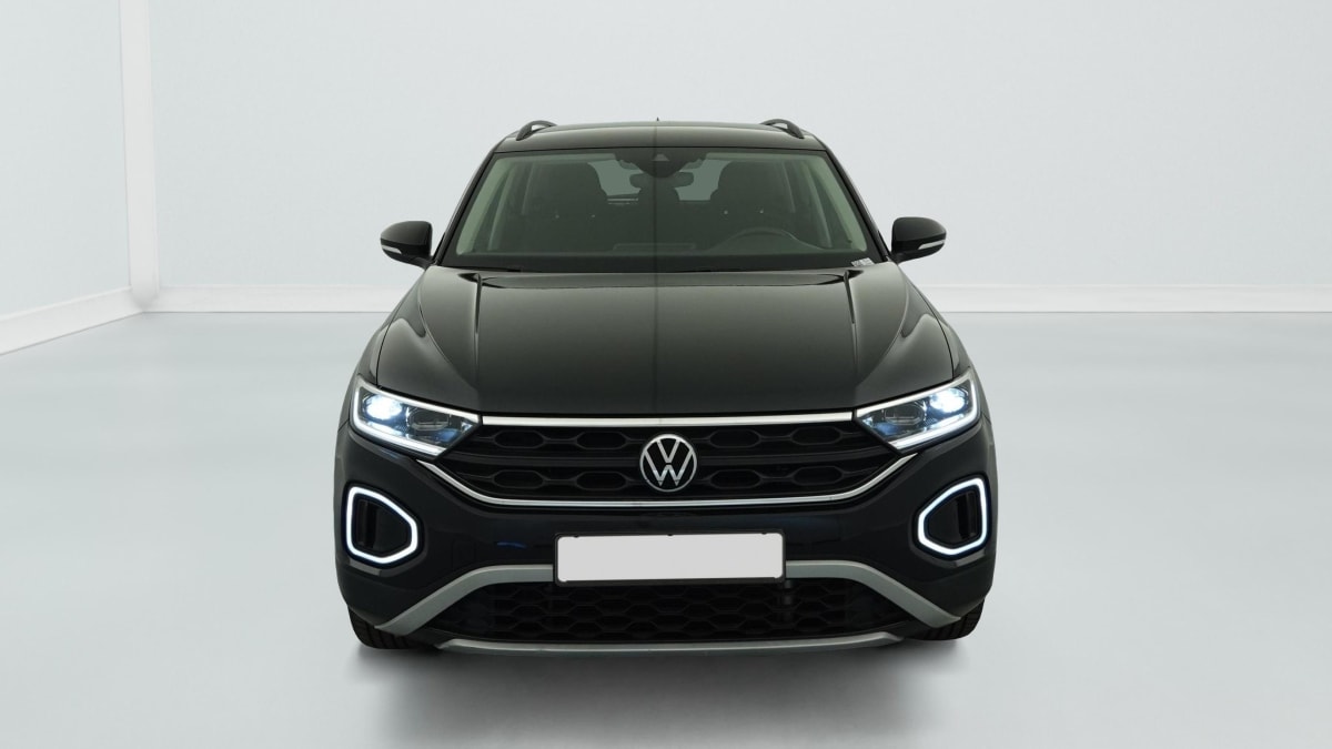 Volkswagen T-Roc - Image 2