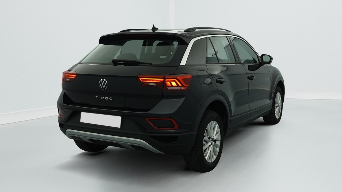Volkswagen T-Roc - Image 7