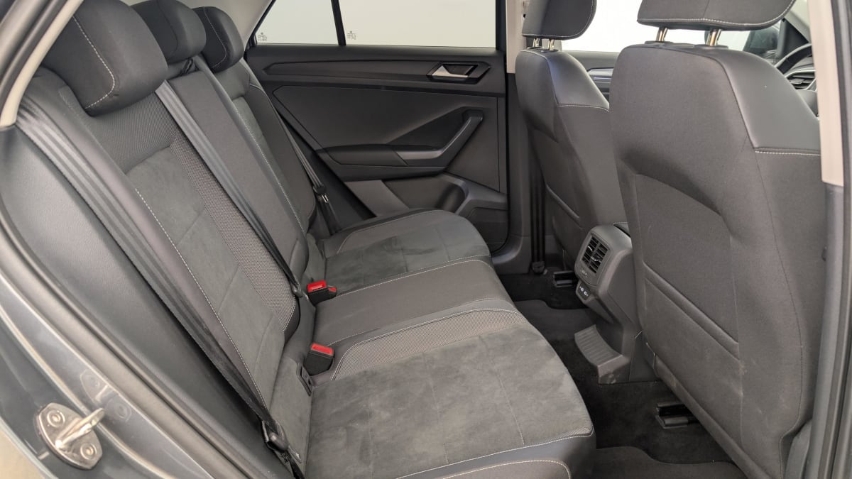Volkswagen T-Roc - Image 10