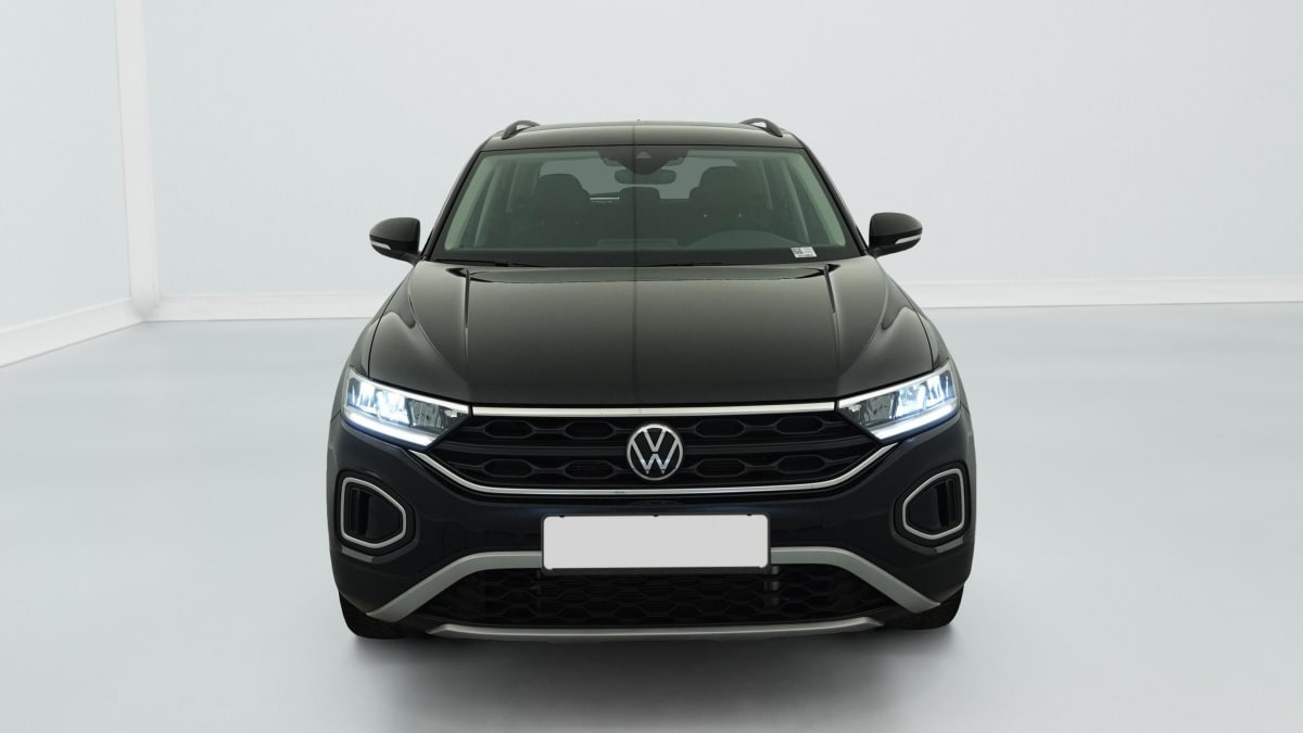 Volkswagen T-Roc - Image 2