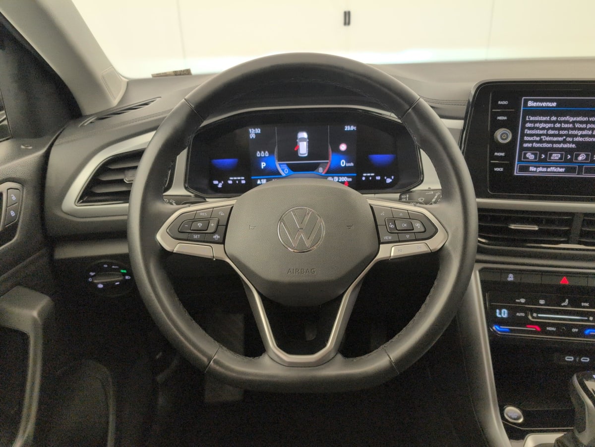 Volkswagen T-Roc - Image 14