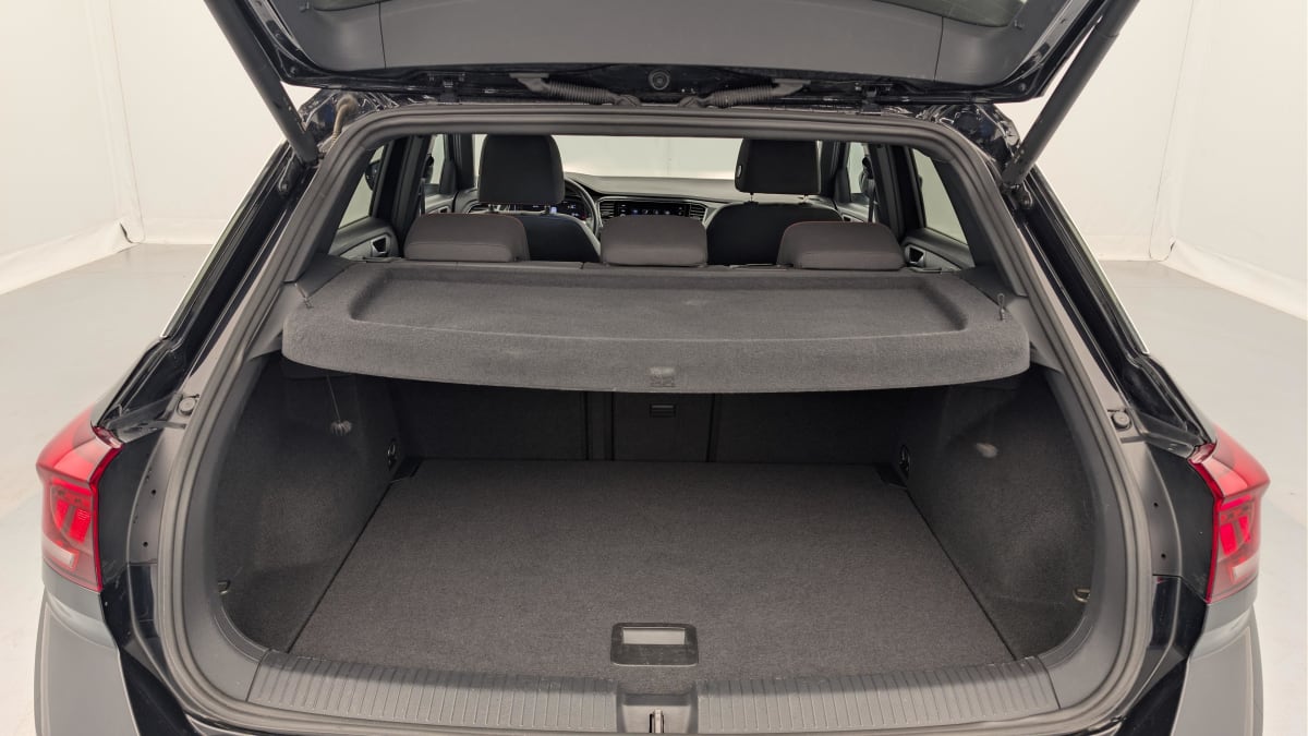 Volkswagen T-Roc - Image 11